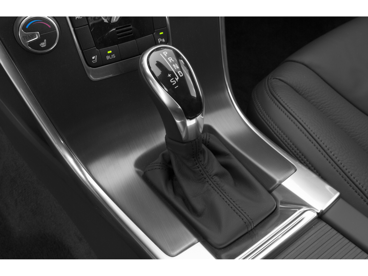 2015 Volvo XC60 T5 Platinum