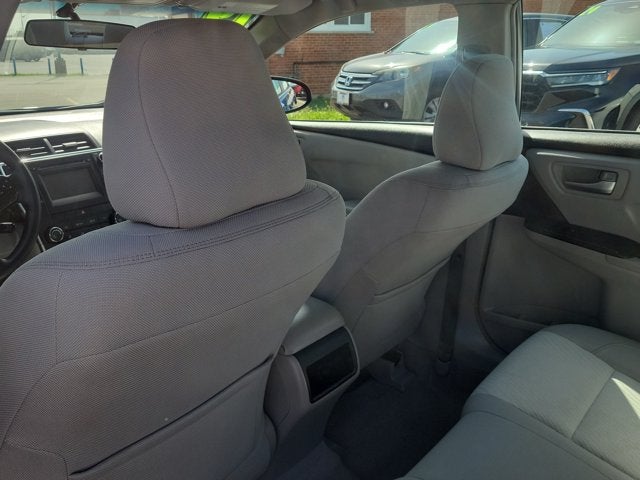 2017 Toyota Camry LE