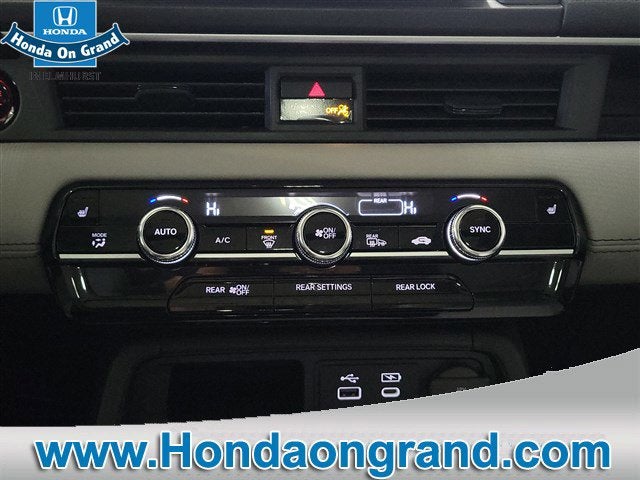 2025 Honda Pilot Base