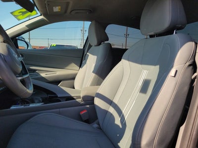 2023 Hyundai Elantra SEL