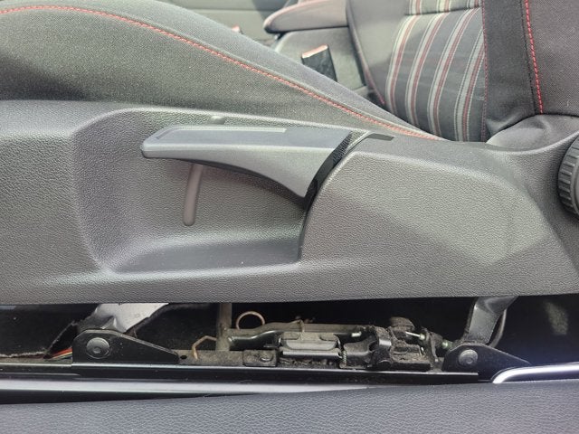 2011 Volkswagen Golf GTI PZEV