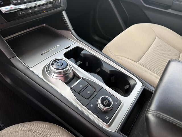 2020 Ford Explorer Base