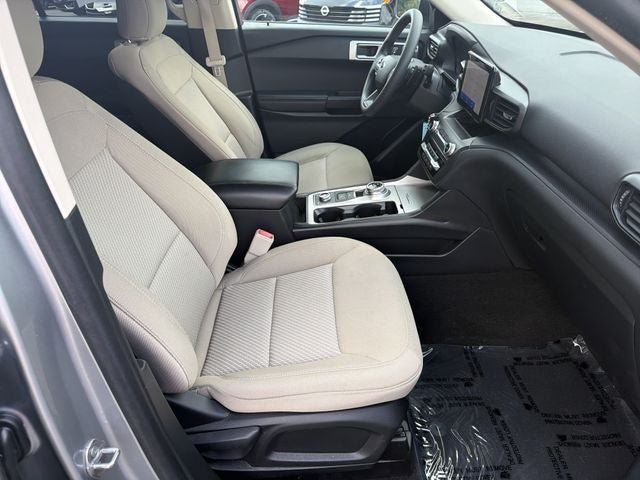 2020 Ford Explorer Base