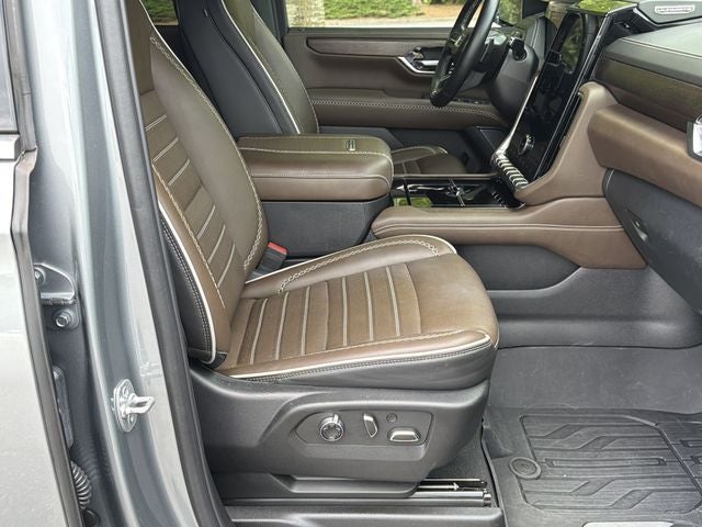 2025 GMC Yukon Denali Ultimate