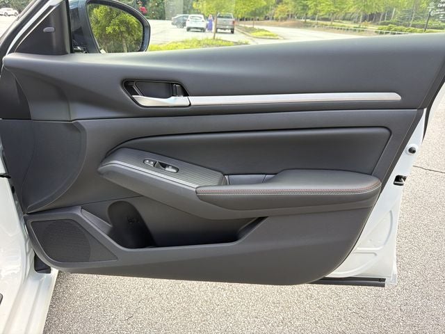 2026 Nissan Altima 2.5 SR