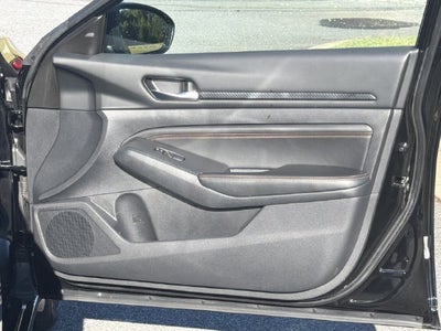 2022 Nissan Altima 2.5 SR Midnight