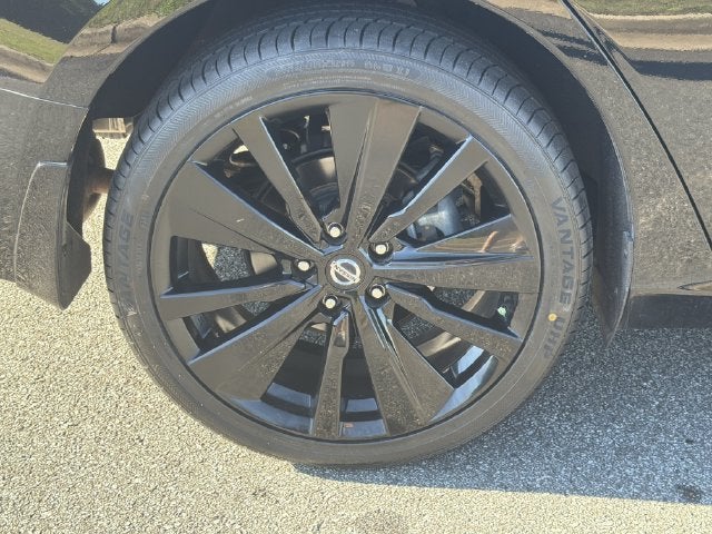 2022 Nissan Altima 2.5 SR Midnight