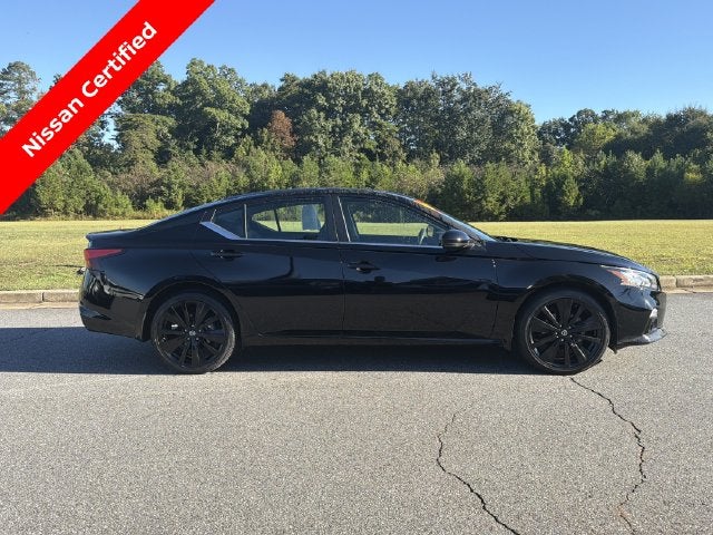 2022 Nissan Altima 2.5 SR Midnight