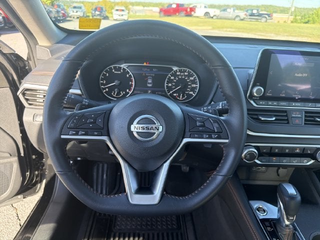 2022 Nissan Altima 2.5 SR Midnight