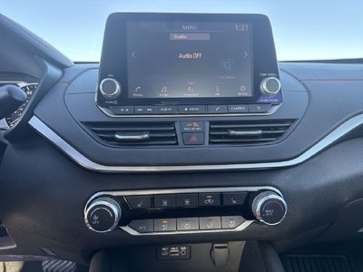2022 Nissan Altima 2.5 SR Midnight