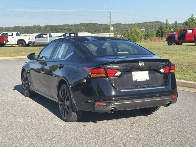 2022 Nissan Altima 2.5 SR Midnight