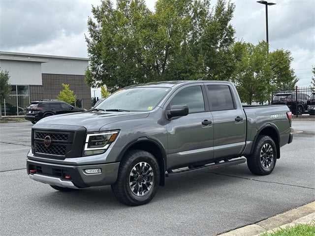 2024 Nissan Titan PRO-4X