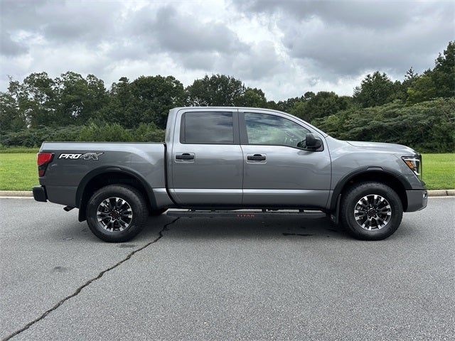 2024 Nissan Titan PRO-4X