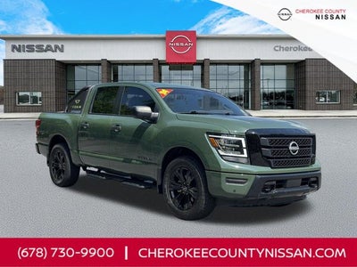 2024 Nissan Titan SV BLACK EDITION