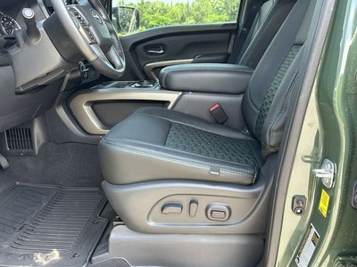 2024 Nissan Titan SV BLACK EDITION