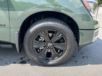 2024 Nissan Titan SV BLACK EDITION