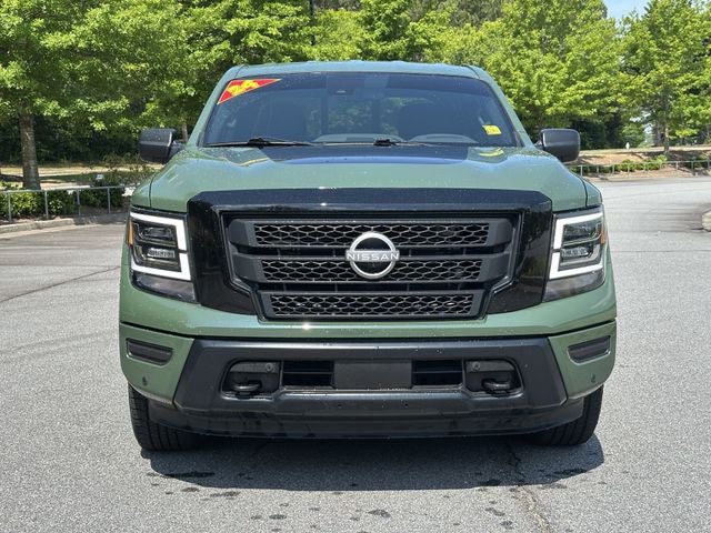 2024 Nissan Titan SV BLACK EDITION