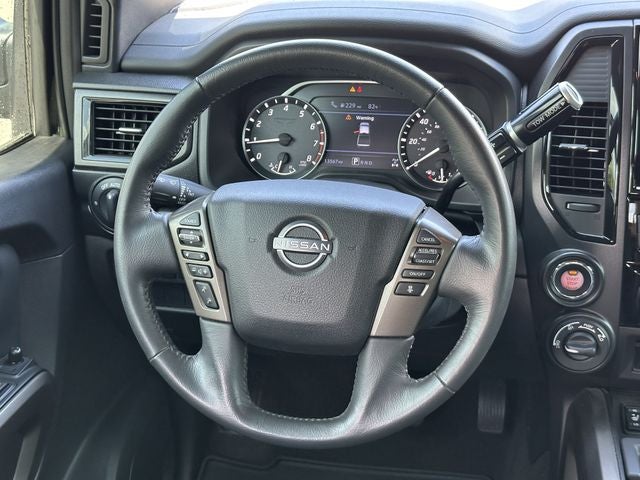 2024 Nissan Titan SV BLACK EDITION