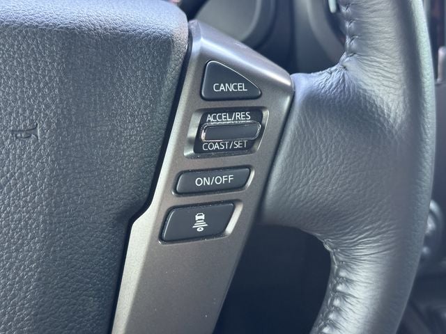 2024 Nissan Titan SV BLACK EDITION