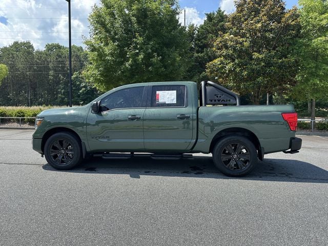 2024 Nissan Titan SV BLACK EDITION
