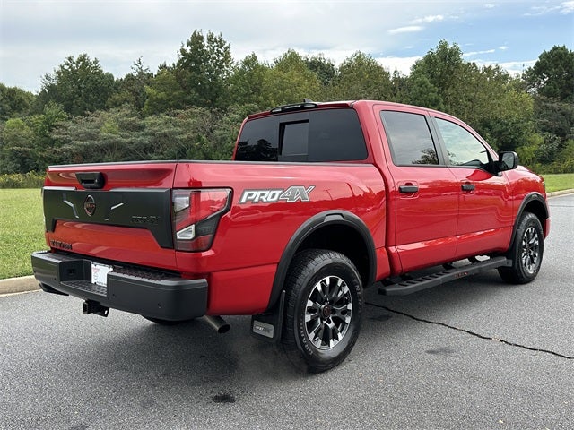 2024 Nissan Titan PRO-4X