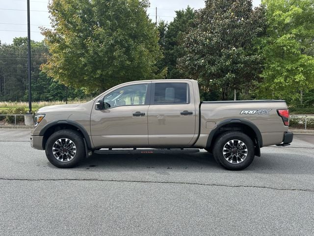 2024 Nissan Titan PRO-4X