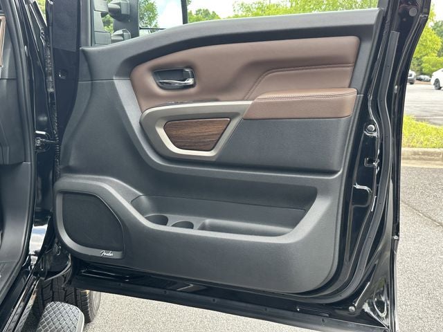 2024 Nissan Titan XD Platinum Reserve