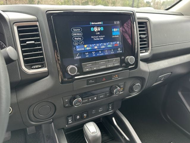 2024 Nissan Frontier SV