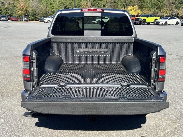 2027 Nissan Frontier SV