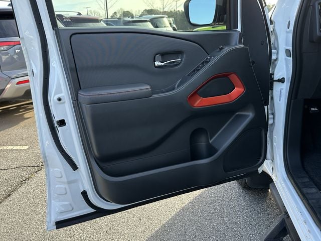 2024 Nissan Frontier PRO-X