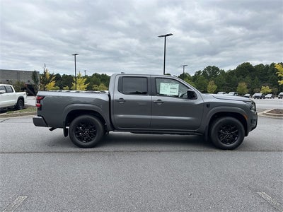 2026 Nissan Frontier SV Dark Armor