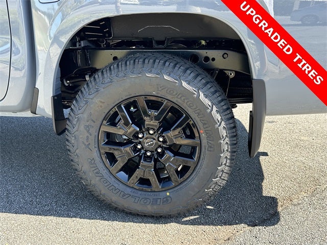 2026 Nissan Frontier SV Dark Armor 1" LIFT