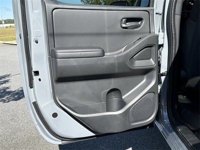 2026 Nissan Frontier SV Dark Armor 1" LIFT