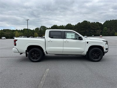 2026 Nissan Frontier SV Dark Armor