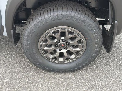 2026 Nissan Frontier PRO-4X w/R Package