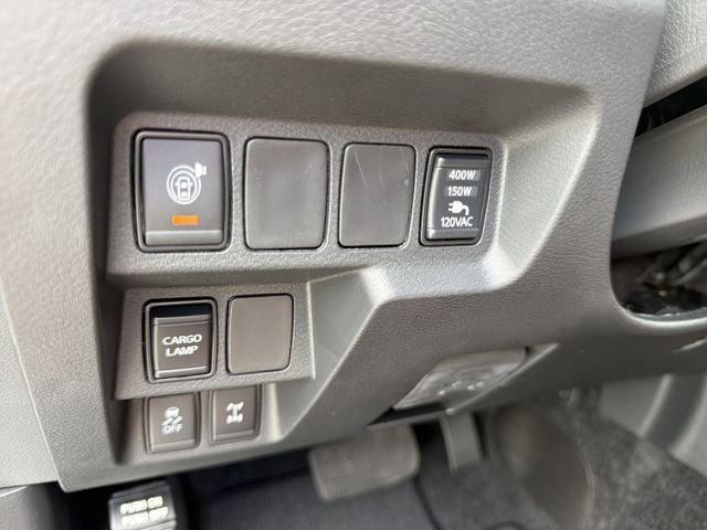 2026 Nissan Frontier PRO-4X w/R Package