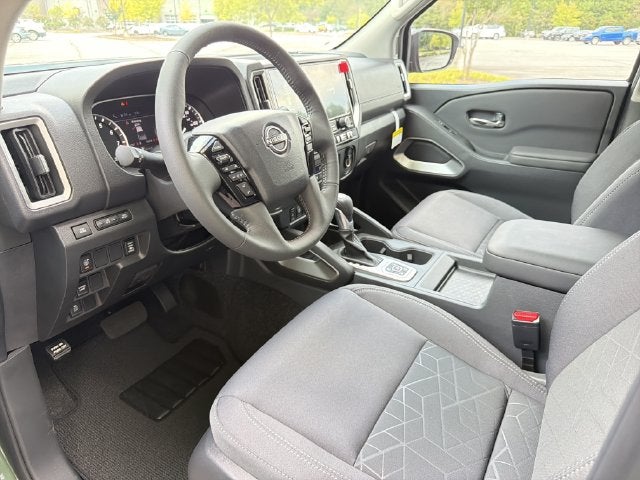 2027 Nissan Frontier SV