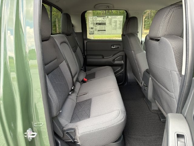 2027 Nissan Frontier SV