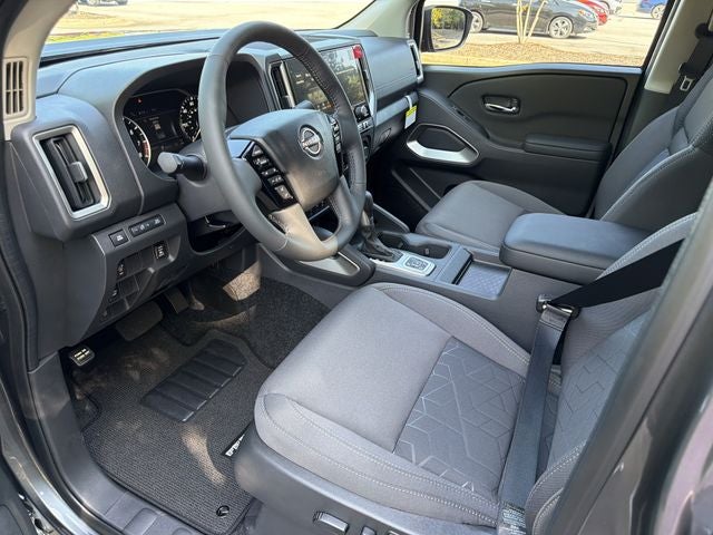 2027 Nissan Frontier SV