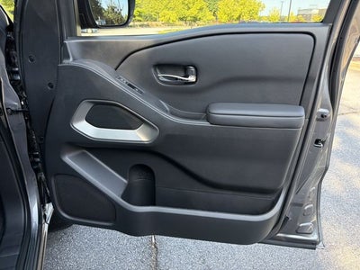 2027 Nissan Frontier SV