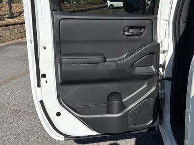 2027 Nissan Frontier SV
