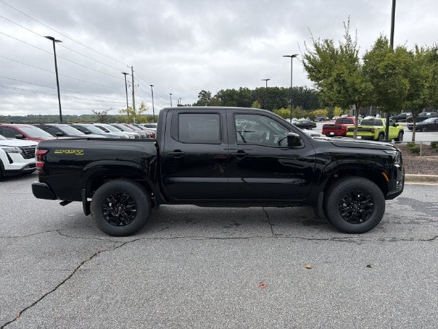 2027 Nissan Frontier SV