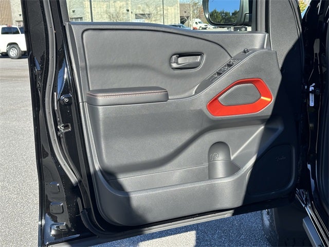 2026 Nissan Frontier PRO-4XR ROUSH