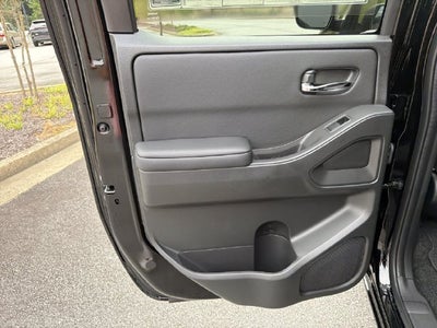 2027 Nissan Frontier SV
