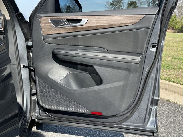 2024 Volkswagen Atlas 2.0T SEL Premium R-Line