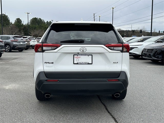 2024 Toyota RAV4 XLE