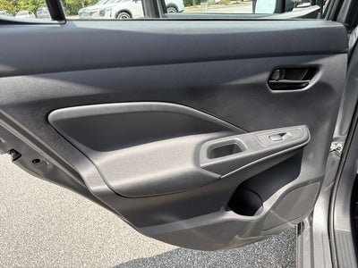 2025 Nissan Versa 1.6 S Manual
