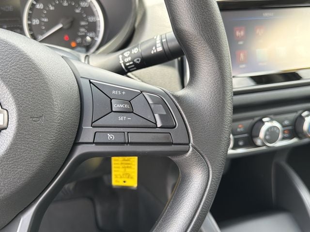 2025 Nissan Versa 1.6 S Manual