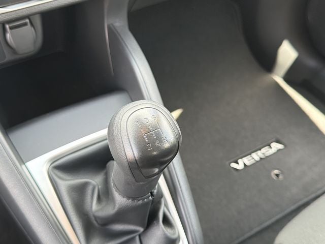 2025 Nissan Versa 1.6 S Manual