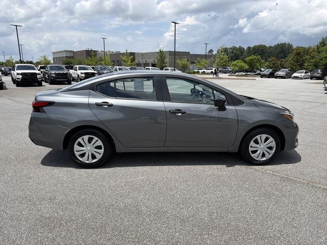 2025 Nissan Versa 1.6 S Manual